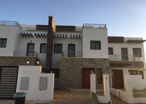 Town House in Hyde Park -New Cairo 160m