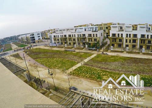 Townhouse for sale in Westown..Semi-Finished