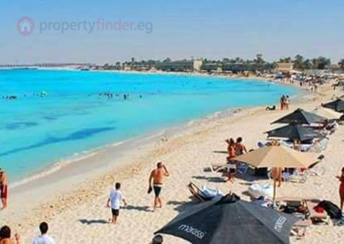 chalet with roof for rent in Marassi .