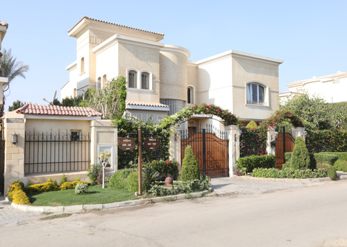 Villas for sale royal hills 6th of Oct .