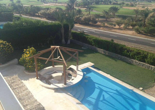 Luxurious Fascinating White Villa in El-Gouna