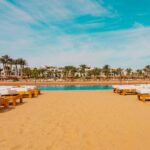 شواطئ البحر الأحمر في مصر: وجهتك المثالية للاسترخاء والمغامرة في عام 2025