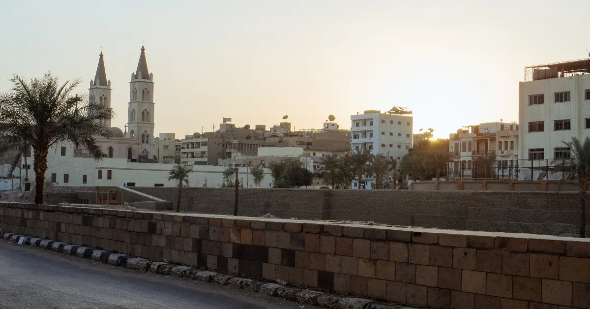 صورة توضح معالم مدينة دمياط الجديدة