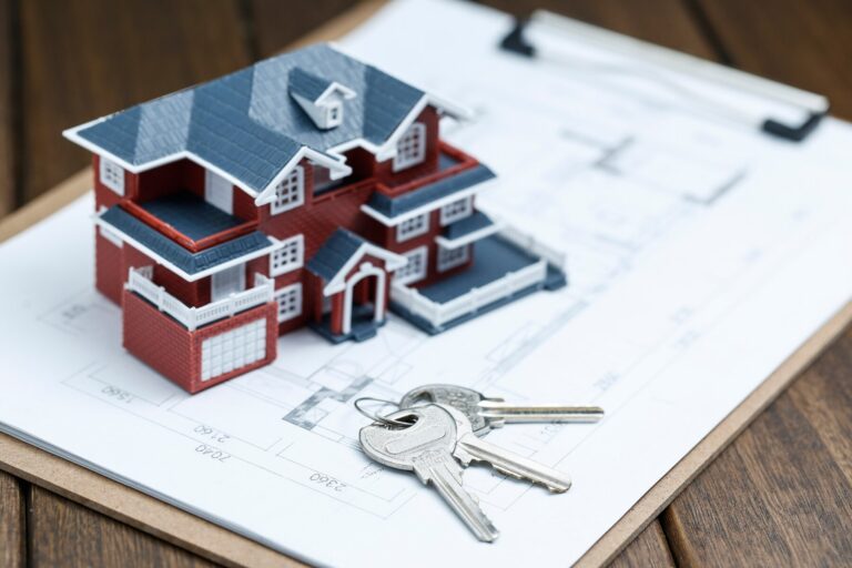 villa-house-model-key-drawing-retro-desktop-real-estate-sale-concept_1387-310