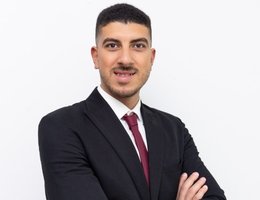 العميل Mahmoud Ramdan