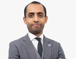 العميل Osama  Ibrahim