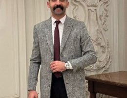 العميل AMR ASHRAF