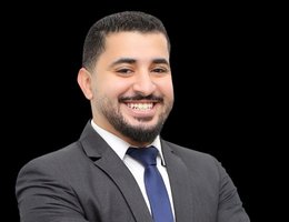 العميل Omar  Gomaa