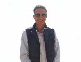 العميل Nader Abdelkreem