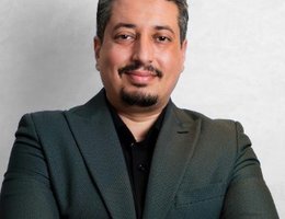 العميل Mostafa Rakha