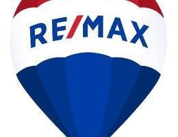 العميل RE/MAX-Everest 