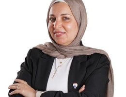 العميل Mona  Azab