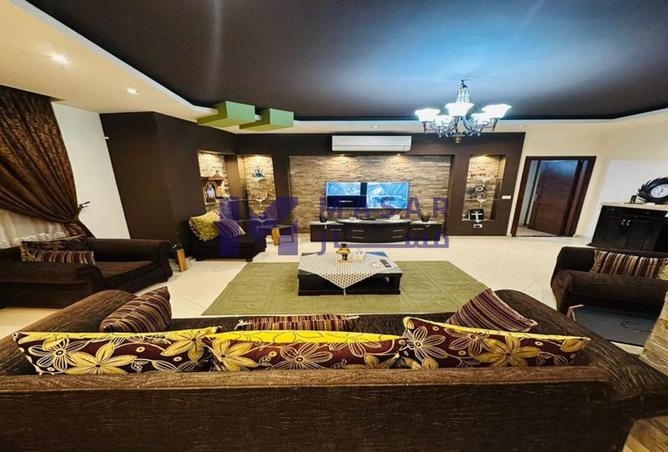 8243274 - Property Main Image