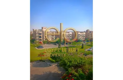 Apartment - 3 Bedrooms - 3 Bathrooms for sale in Beverly Hills Road - 17th District - Sheikh Zayed City - Giza