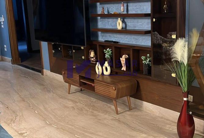 8377381 - Property Image 3