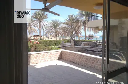 فيلا - 3 غرف نوم - 2 حمامات للبيع في ريد كاربيت - العين السخنة - السويس