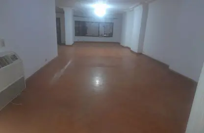 Office Space - Studio - 3 Bathrooms for rent in Dr Al Batrawy St. - 1st Zone - Nasr City - Cairo