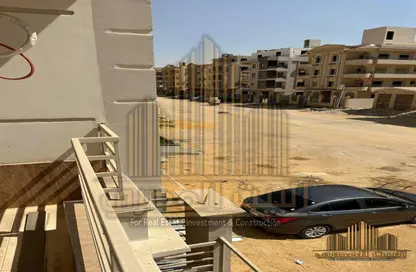 Apartment - 3 Bedrooms - 2 Bathrooms for sale in 2 and 2 - Al Andalus District - New Cairo City - Cairo