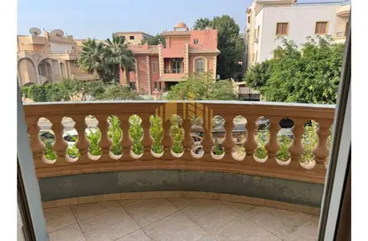 شقة - 2 غرف نوم - 2 حمامات للبيع في شارع دكتور سميرة موسي - الحي الخامس - مدينة العبور - القليوبية