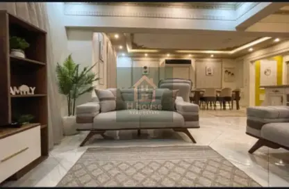 Apartment - 2 Bedrooms - 1 Bathroom for rent in El Rehab Extension - Al Rehab - New Cairo City - Cairo