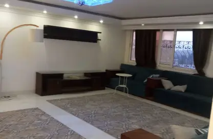 Apartment - 6 Bedrooms - 4 Bathrooms for sale in Thirteenth Sector - Zahraa El Maadi - Hay El Maadi - Cairo