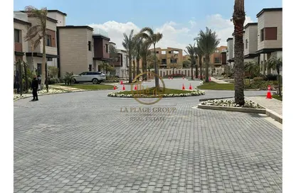 Apartment - 3 Bedrooms - 2 Bathrooms for sale in Azzar - 5th Settlement Compounds - The 5th Settlement - New Cairo City - Cairo