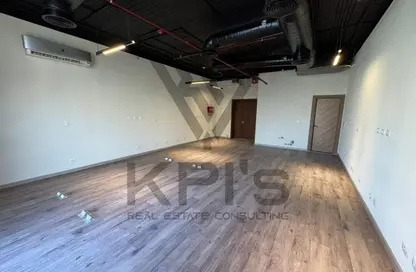 Office Space - Studio - 1 Bathroom for rent in District 5 - 5th Settlement Compounds - The 5th Settlement - New Cairo City - Cairo