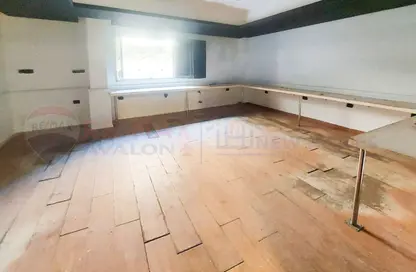 Office Space - Studio - 2 Bathrooms for rent in Laurent - Hay Sharq - Alexandria