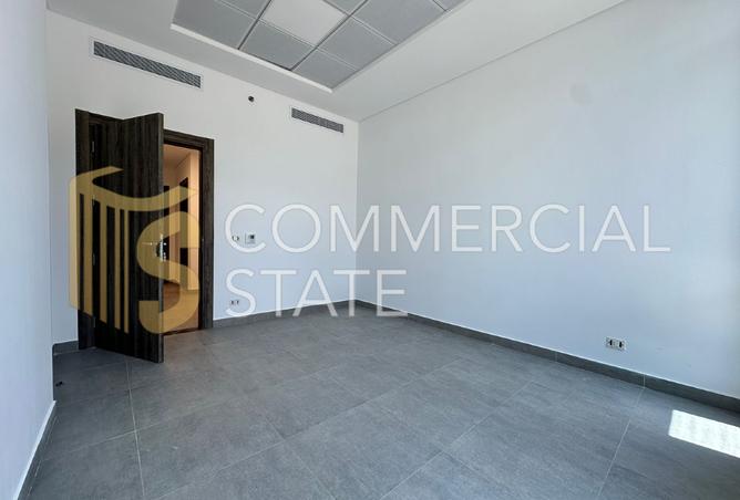 8002887 - Property Image 2