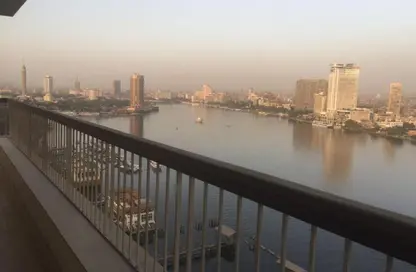 Apartment - 3 Bedrooms - 4 Bathrooms for sale in Nile St. - Dokki - Giza