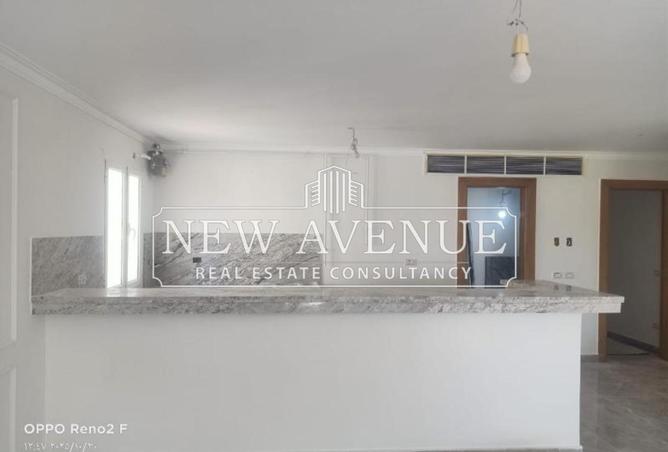 8193027 - Property Image 2