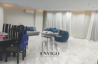 شقة - 3 غرف نوم - 3 حمامات للبيع في مدينة الواحة - الحي العاشر - مدينة نصر - القاهرة