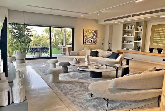 8235011 - Property Image 2