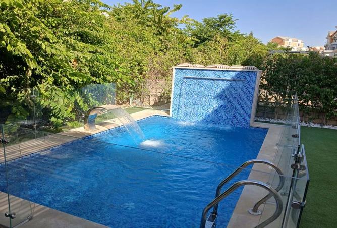 8233395 - Property Image 3