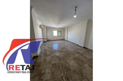 شقة - 3 غرف نوم - 3 حمامات للايجار في حى القرنفل - التجمع الخامس - مدينة القاهرة الجديدة - القاهرة