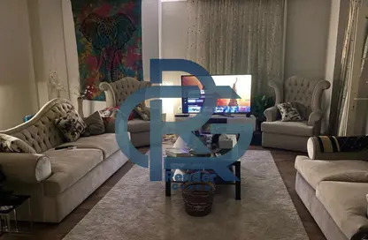 شقة - 3 غرف نوم - 3 حمامات للايجار في شارع سميحة الباجوري - الياسمين 7 - الياسمين - مدينة القاهرة الجديدة - القاهرة