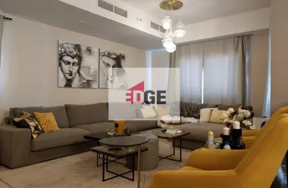 Villa - 5 Bedrooms - 4 Bathrooms for sale in Mivida - 5th Settlement Compounds - The 5th Settlement - New Cairo City - Cairo