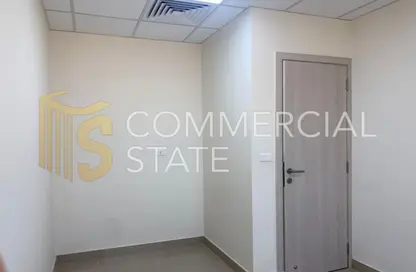 عيادة - استوديو - 1 حمام للايجار في المنطقة ب - حى جنوب الاكايمية - مدينة القاهرة الجديدة - القاهرة