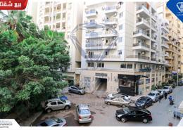 Apartment - 3 bedrooms for للبيع in Al Shaheed Kamal Eldin Salah St. - Smouha - Hay Sharq - Alexandria