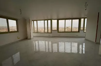 Apartment - 6 Bedrooms - 4 Bathrooms for rent in Al Arqam Ibn Abi Al Arqam St. - El Mearag City - Zahraa El Maadi - Hay El Maadi - Cairo