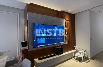 (بنتهاوس  (روف - 3 غرف نوم - 3 حمامات للبيع في مون ريزيدنس - فيفث سكوير - التجمع الخامس - مدينة القاهرة الجديدة - القاهرة