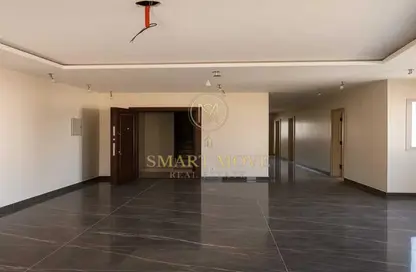 Apartment - 3 Bedrooms - 2 Bathrooms for sale in Al Narges - New Cairo City - Cairo