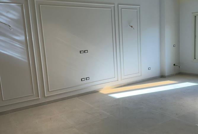 8502484 - Property Image 3