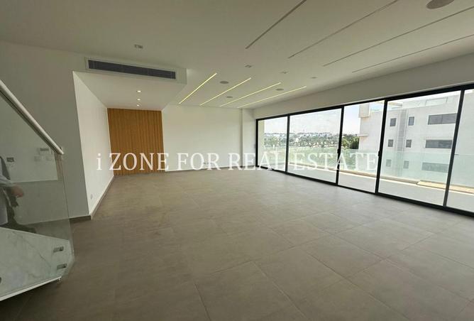 8051575 - Property Image 3