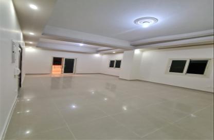 Apartment - 3 Bedrooms - 2 Bathrooms for rent in Ganoob El Acadimia - New Cairo City - Cairo