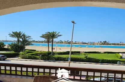 Chalet - 2 Bedrooms - 2 Bathrooms for sale in Marina 8 - Marina - Al Alamein - North Coast