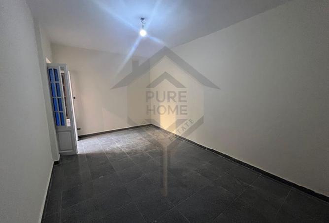 8158015 - Property Image 3