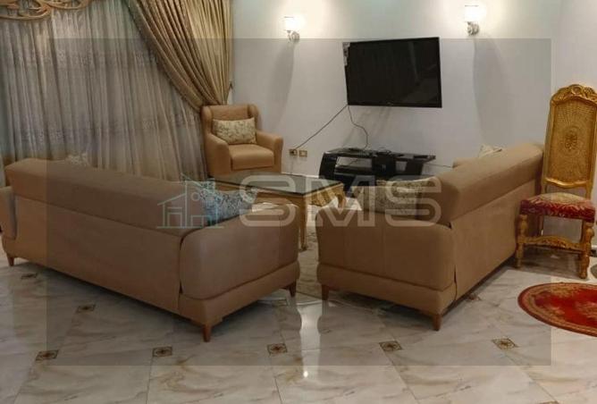 8033091 - Property Image 2