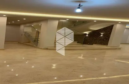 فيلا - 5 غرف نوم - 7 حمامات للايجار في كايرو فيستيفال سيتى - المستثمرين الشمالية - مدينة القاهرة الجديدة - القاهرة