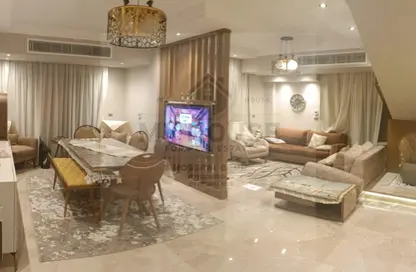 Penthouse - 3 Bedrooms - 3 Bathrooms for rent in Stone Residence - 5th Settlement Compounds - The 5th Settlement - New Cairo City - Cairo